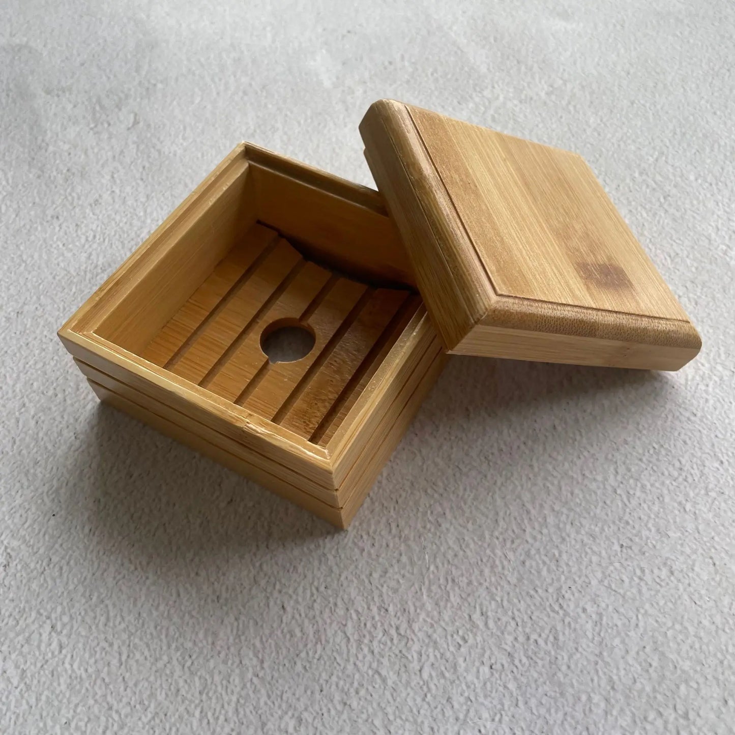 Bamboo Soap Dish with Lid – Draining Wooden Bar Soap Holder