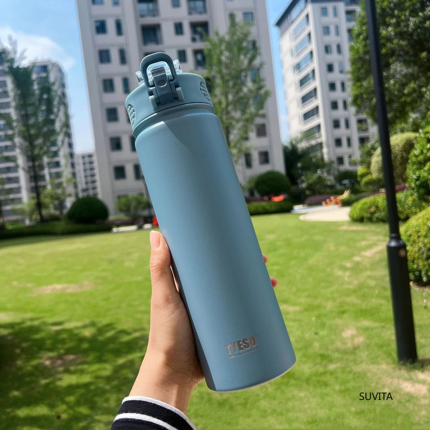 TYESO 600ml/750ml Stainless Steel Thermos Water Bottle with Straw