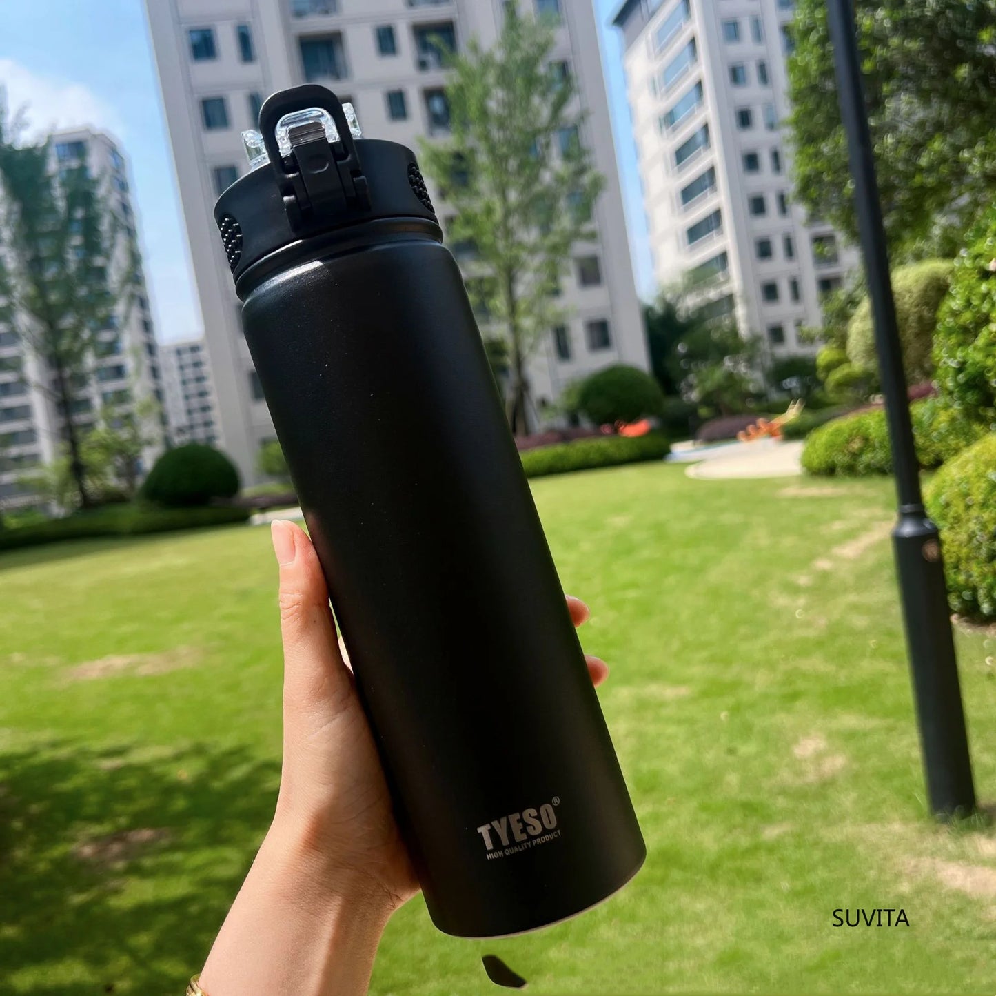 TYESO 600ml/750ml Stainless Steel Thermos Water Bottle with Straw
