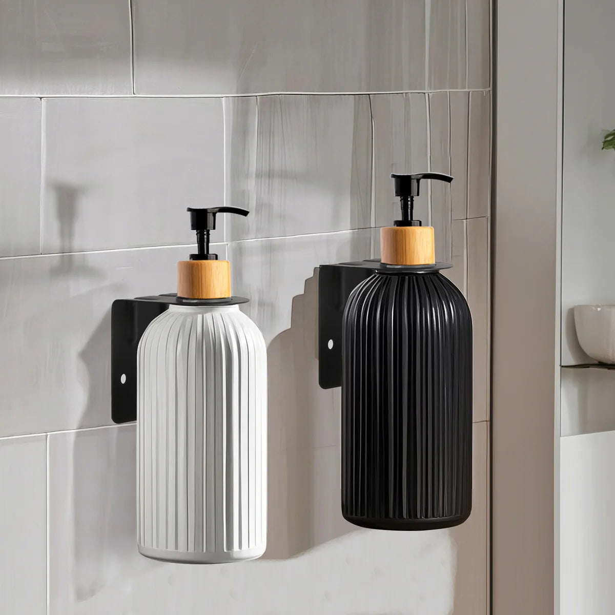 1/2PCS 500ml Refillable Soap Dispenser with Bamboo Pump