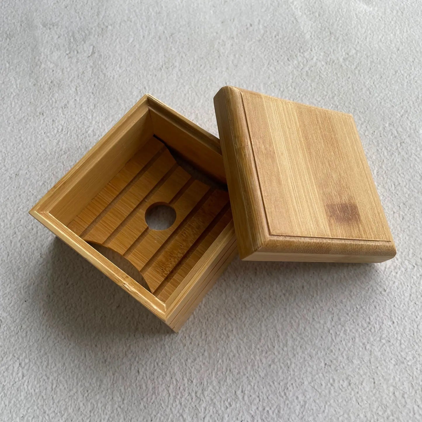 Bamboo Soap Dish with Lid – Draining Wooden Bar Soap Holder